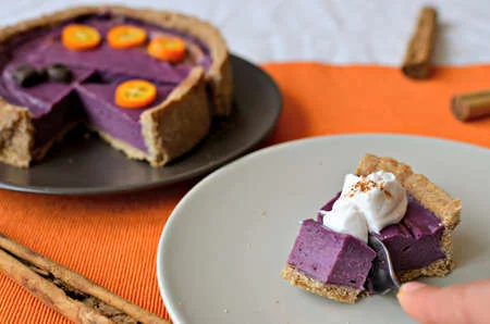 Plat La Tartelette Violette de l'Amitié présenté comme un des Plaisirs Locaux à la Guinguette