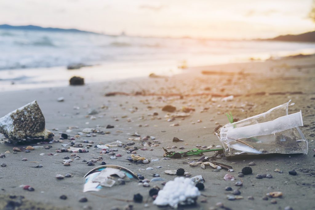 Surf eco-friendly : ramassage de déchets